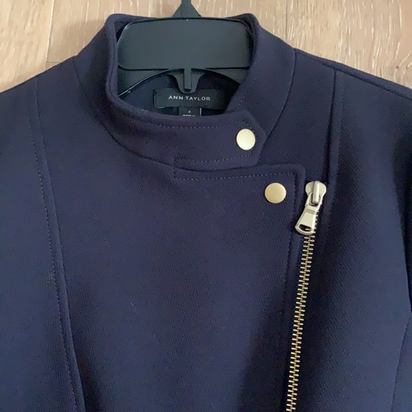 Ann Taylor Moto jacket in navy blue. Size 2. - Picture 6 of 9